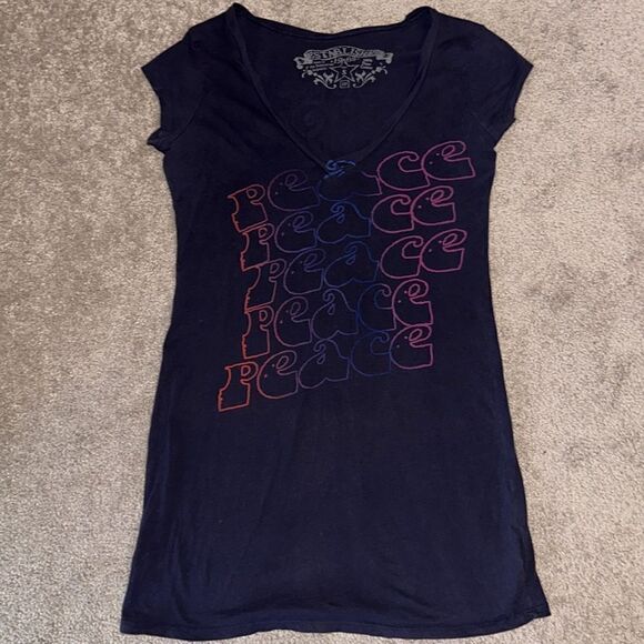 Gap Peace Tee Shirt! - Picture 7 of 7